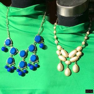 2 for the price of 1 !! Necklace and earring set